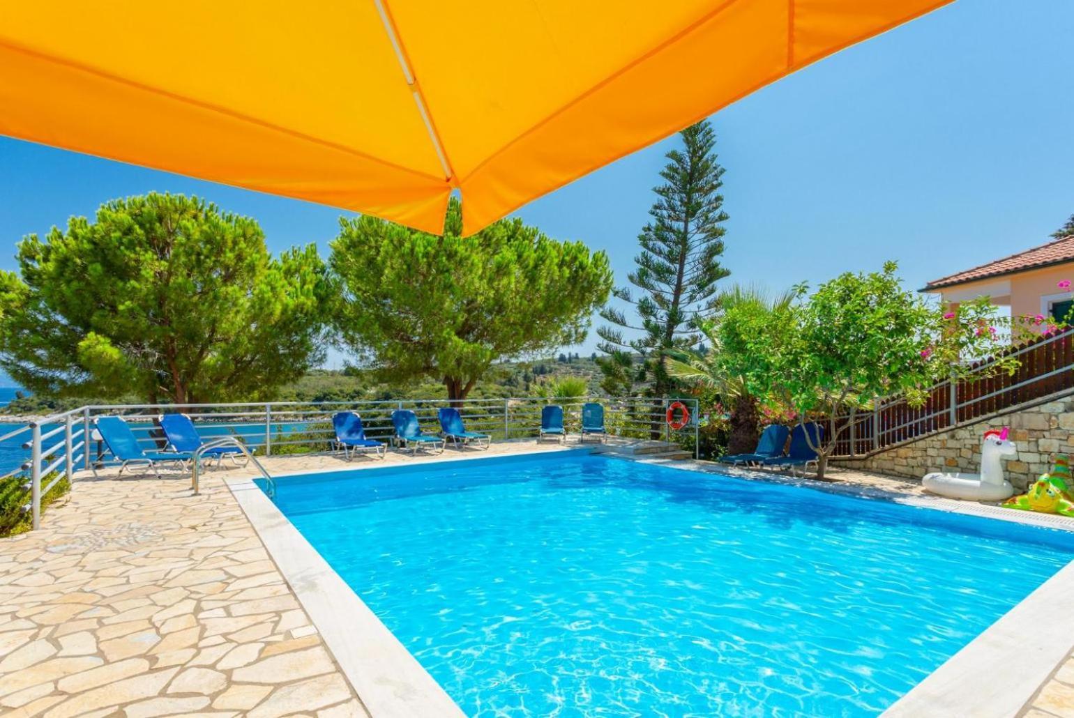 Dolphin Villa 1 Porto Ozias エクステリア 写真